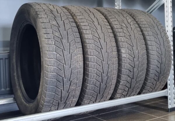 215 60 R 17 HANKOOK