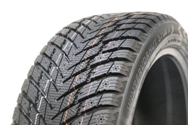 Autocentrs PRORING.LV - riepu serviss un auto remonta pakalpojumi.